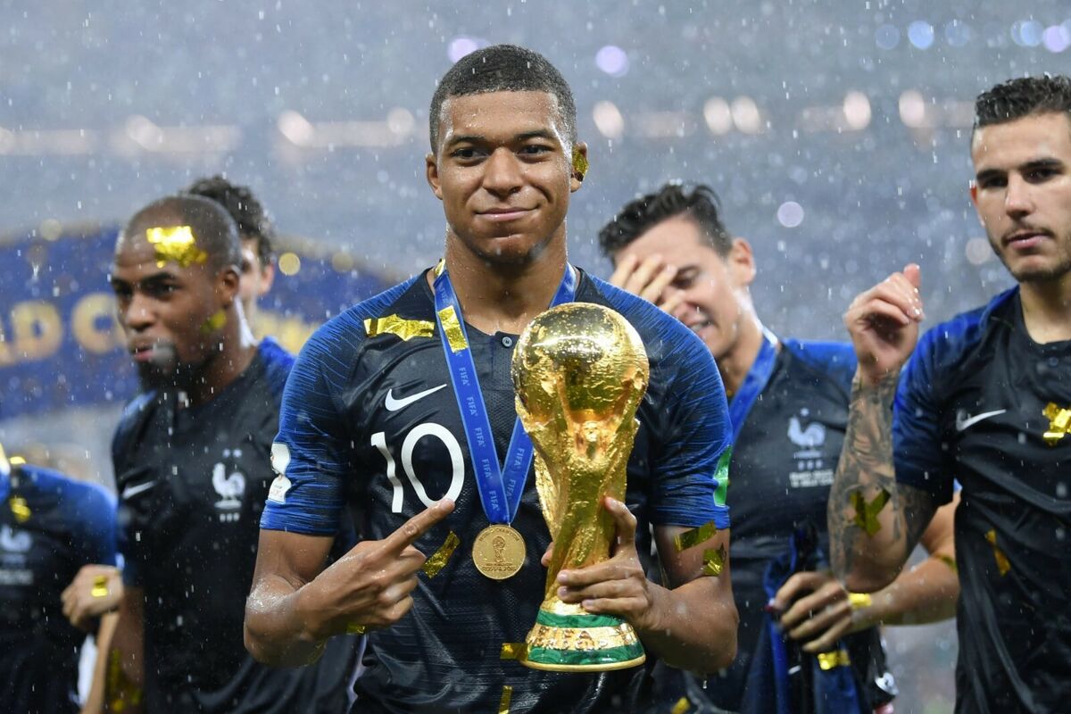 hình nền Mbappe 0033